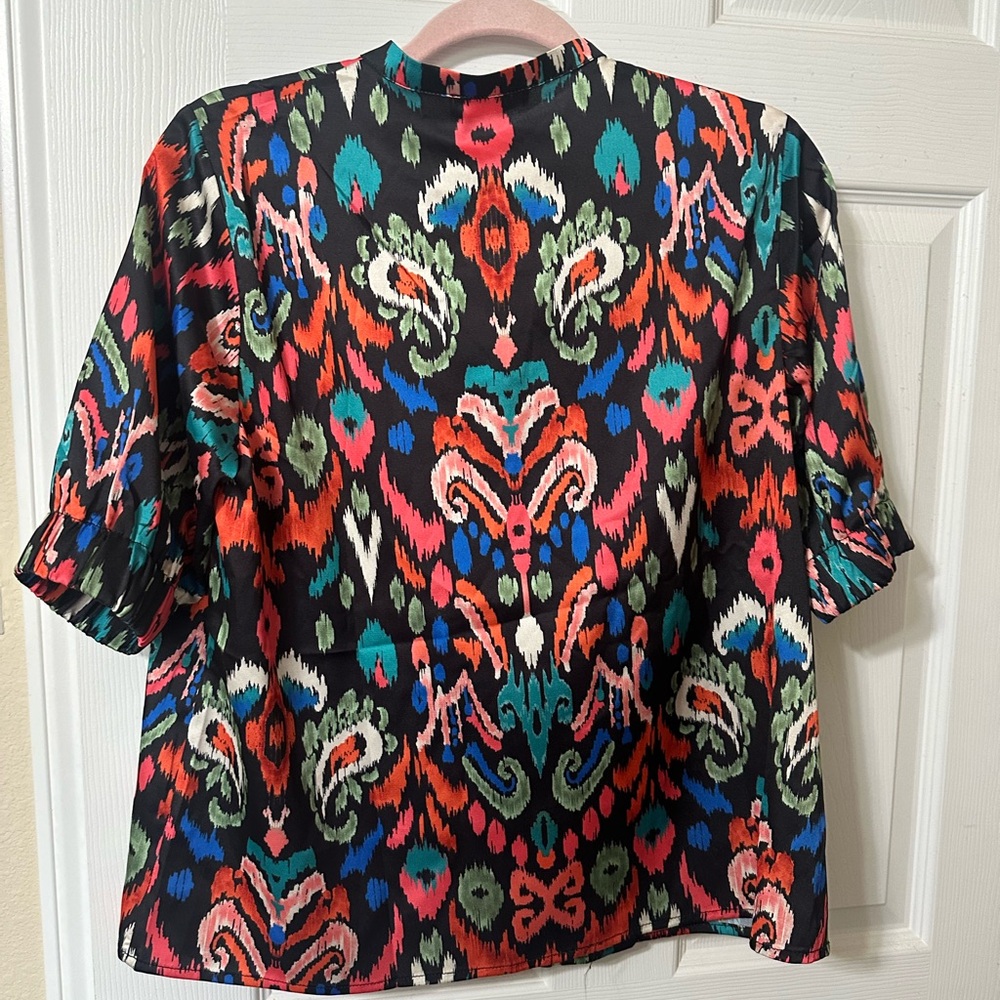 Avara Colorful ikat top - Picture 2 of 2